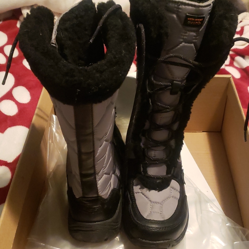 Uggs capstone event waterproof 6